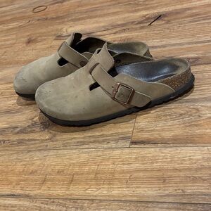 Birkenstock Tan Mules